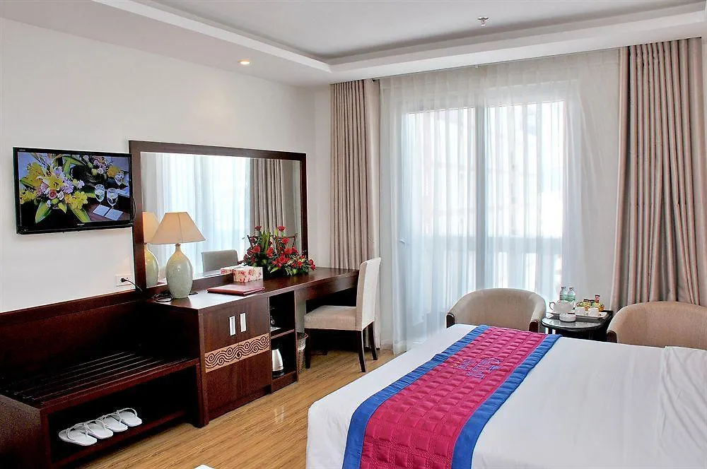 Galliot Hotel Nha Trang 4*,
