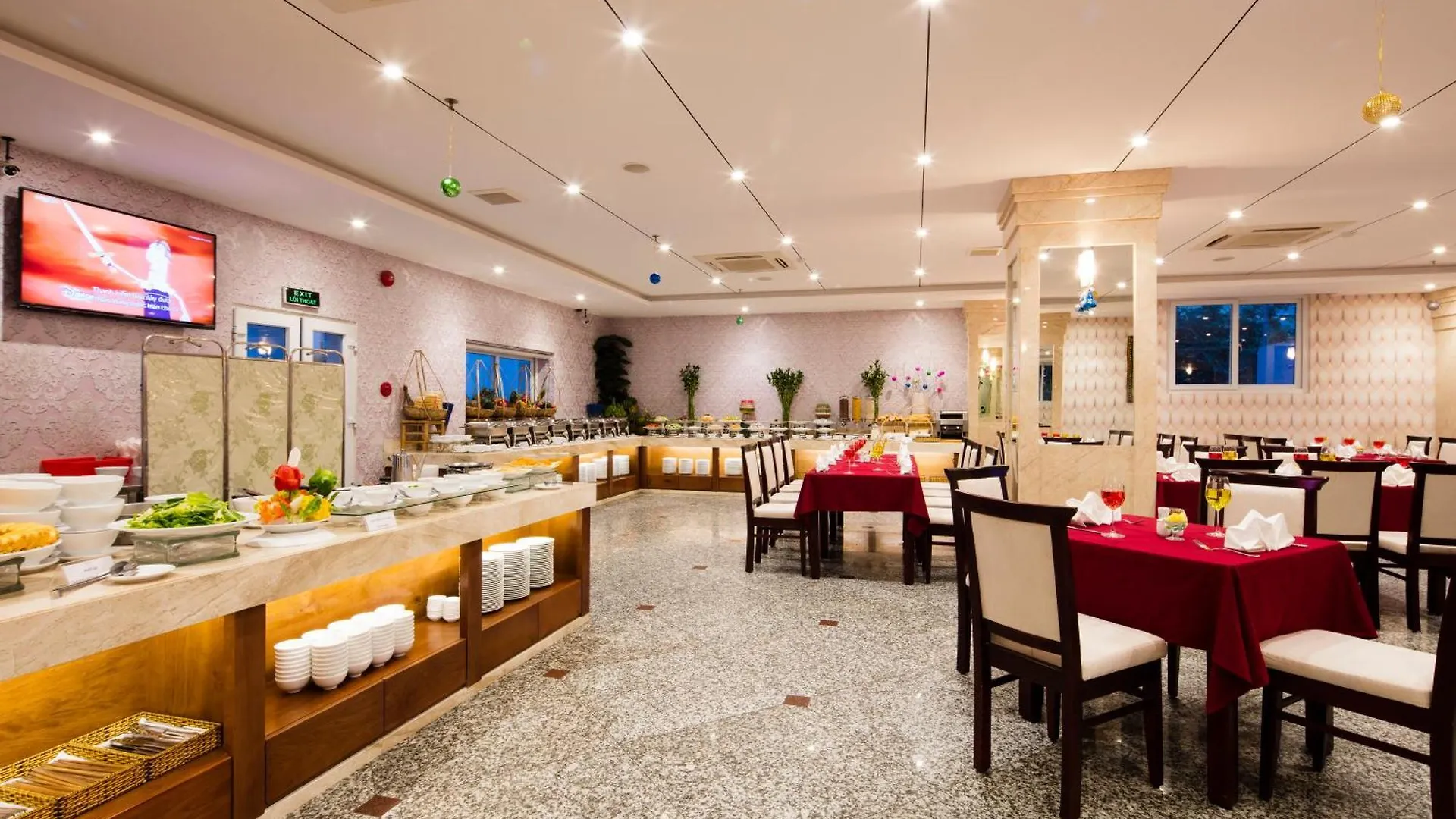 Galliot Hotel Nha Trang