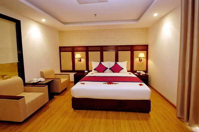 Galliot Hotel Nha Trang