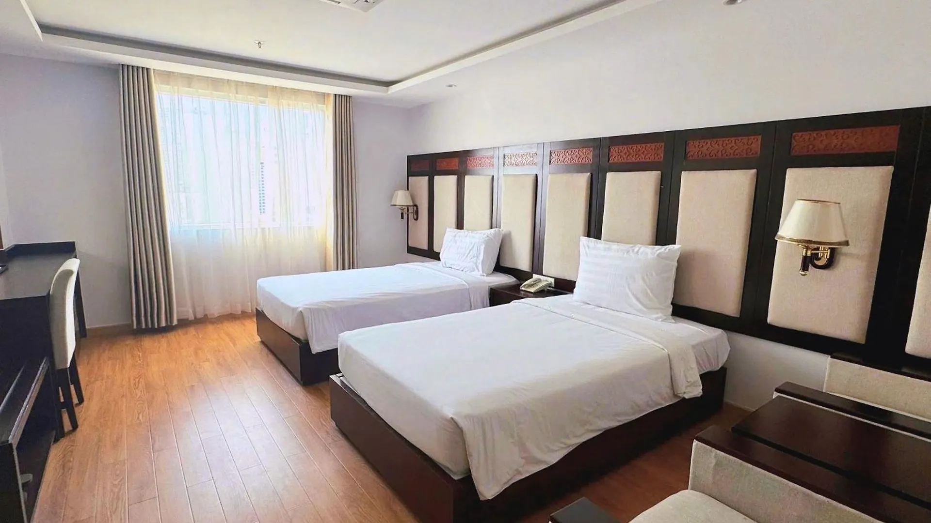 Galliot Hotel Nha Trang