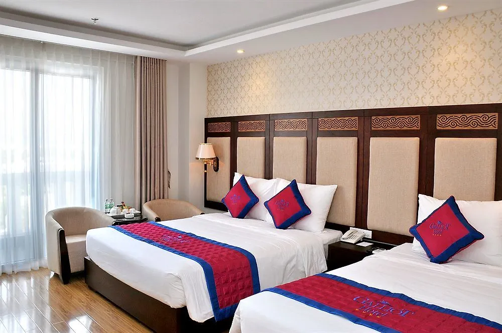 Galliot Hotel Nha Trang 4*,
