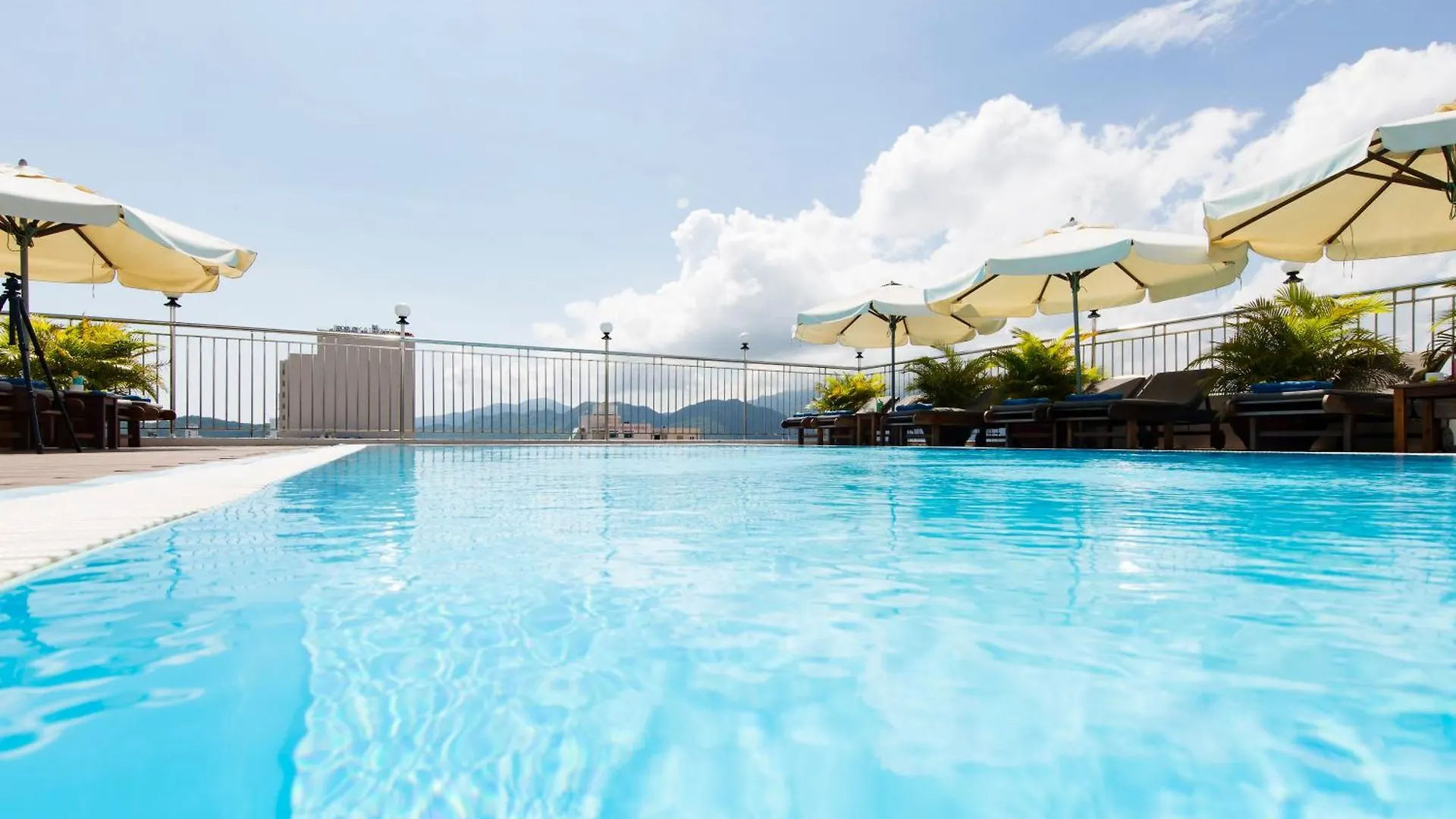 Galliot Hotel Nha Trang