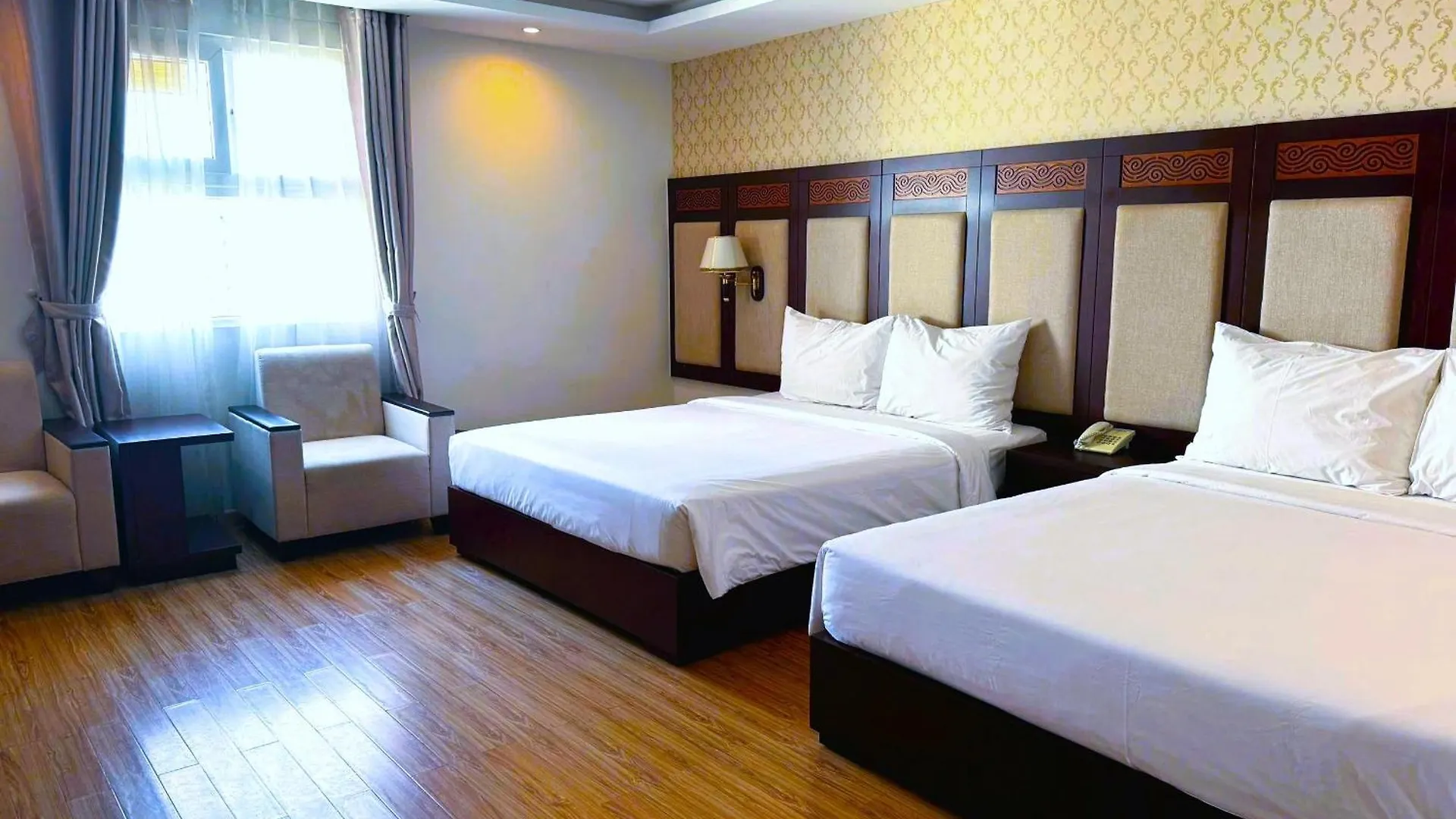 Galliot Hotel Nha Trang