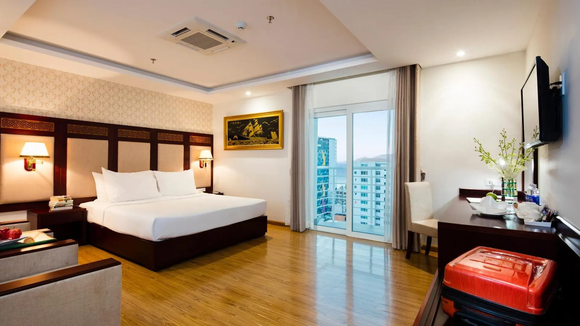 Galliot Hotel Nha Trang