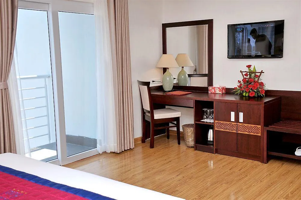 Galliot Hotel Nha Trang