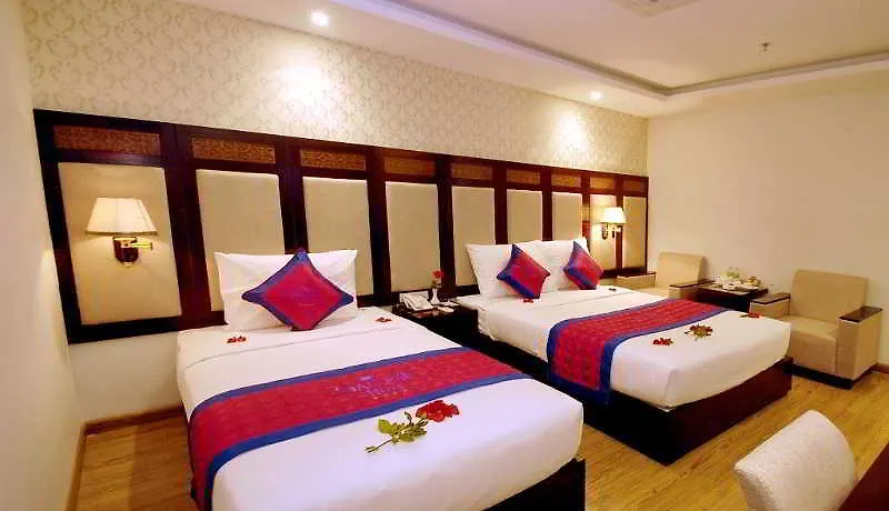 Galliot Hotel Nha Trang