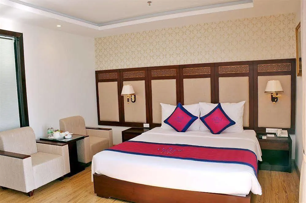 Galliot Hotel Nha Trang
